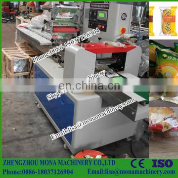 Small cake packaging machine waffles packing machine