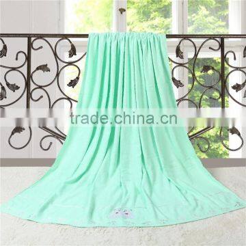 Home textile green bear embroidered 100% cotton summer jacquard terry blanket