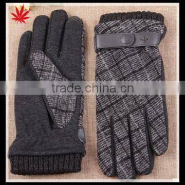 Man's Wholesale Mirco Velvet and Fabric Touch Screengloves With Leather Button photo-2