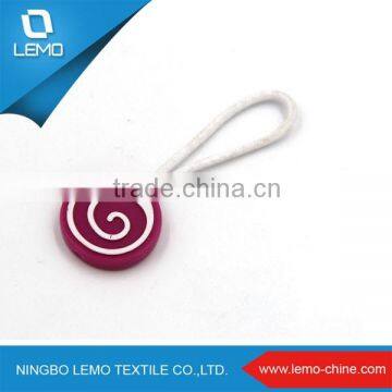 Custom Colored Design Fashion PVC Side Zipper Puller