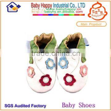 wholesale solid color flower fashion soft sole newborn leather soft touch baby shoes