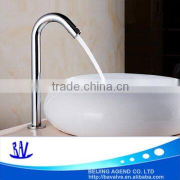 Auto faucet curved auto water spout smart faucet medical tap high