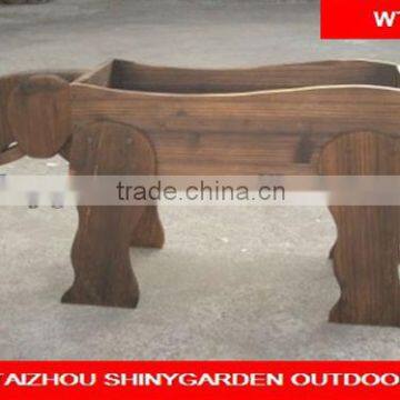 animal shape wooden pergola