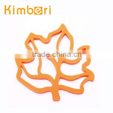 food grade elegant leaf shape silicone kitchen cooking trivet