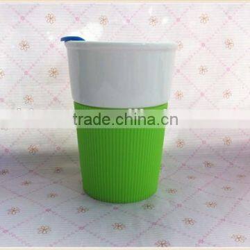 porcelain white mug with sleeve and lid