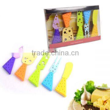 2015 New 5-piece colorful cheese knives set with plastic handle of cheese tools