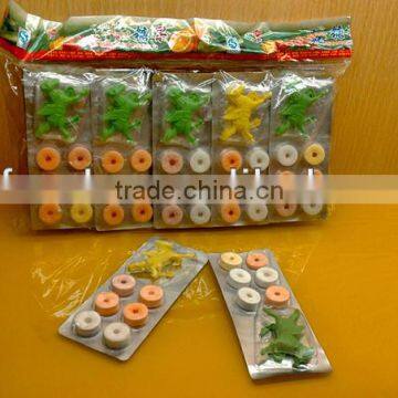 High Quality Cricle Press Candy With Plastic Toys
