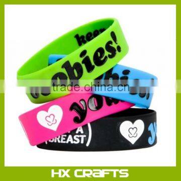 Custom Logo size design cheap silicon bracelet,wide silicon wristband promotional items with good quality