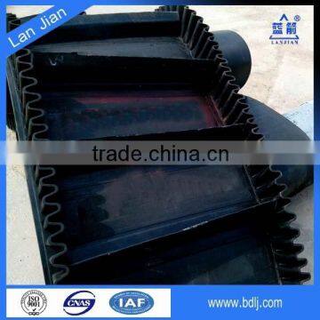 The conveyor is simple in structure of corrugated Sidewall Belt form China for cheap price