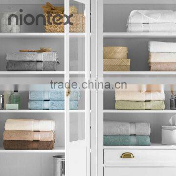 Luxury Soft Cotton Bath Towel for Hotel & Home Use With Full Package Service photo-4