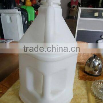 OEM Blow Molding Plastic 5 Gallen Utilityl Jug Plastic HDPE Jerry Cans Oil Fuel Drum photo-3