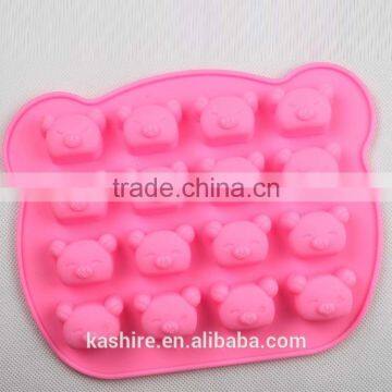 Wholesale High Quantity Eco-friendly Lesbian Bear Shape Silicone Chocolate Mould,soap Mold,diy Cake Mould photo-4