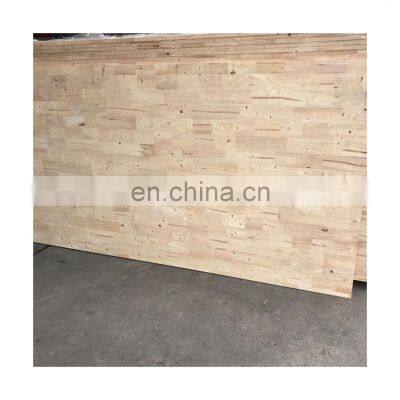 Low-priced rubber timber direct factory ready to export Cheap roof construction and log logs Rubber wood