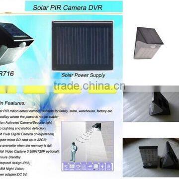 Outdoor Waterproof Solar Powered Wifi Camera With Motion Detection and Night Vision photo-3