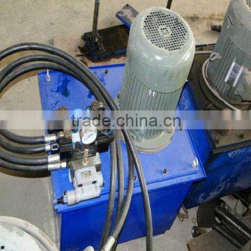 China High Quality Steel Profile Roller Shutter Door Roll Forming Machine Rolling Door Making Machine photo-5