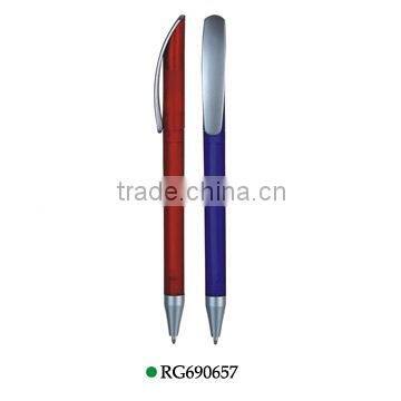 Plastic ball pen