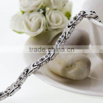 Romantic Magnet Stone Bracelets With Zircon for Women and Ladies photo-2