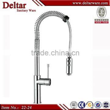 Chinese kitchen sink faucet manufacturer brass single lever pull out kitchen faucet