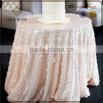 Buy Christmas Decorations Table Cloth Dubai photo-4