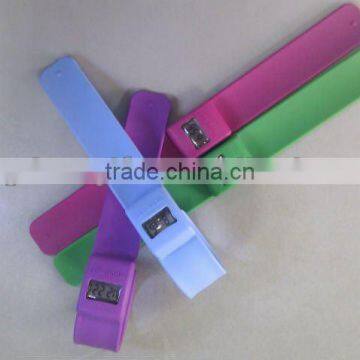 Slap Silicone wristband watch in stock