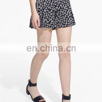 Floral print pleated pattern summer fashion shorts women