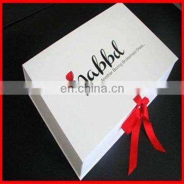 Custom logo printed white gift boxes with lids