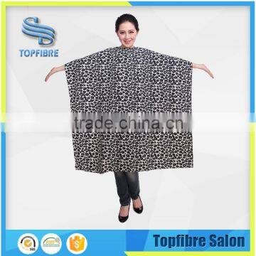 E10381 Barbershop Capes