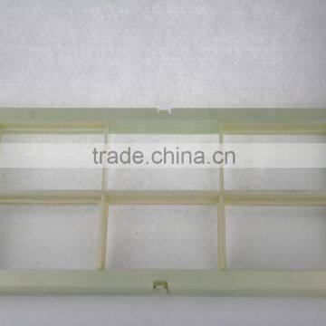 Plastic beehive frame for beekeeping equipments