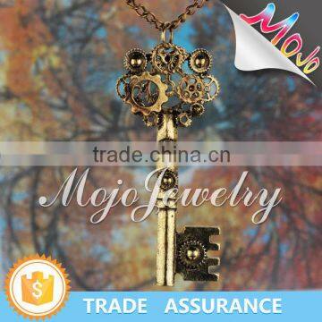 Fashion Design Antique Gold Necklace With Key Pendant on Sale photo-2