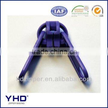 double puller slider for resin plastic zipper