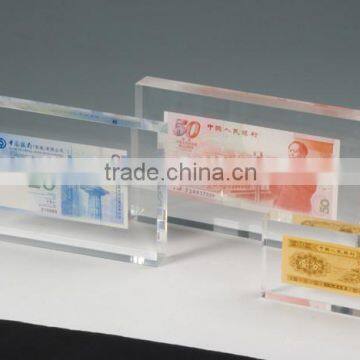 two clear acrylic soli block embedment with hot seamless skill