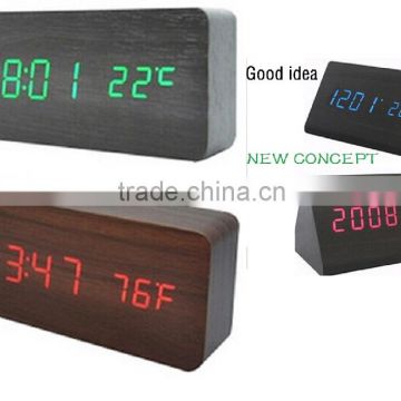 2016 hot sale Newest Portable Home Decoration led wood Wooden Stand Clock Manufacturer