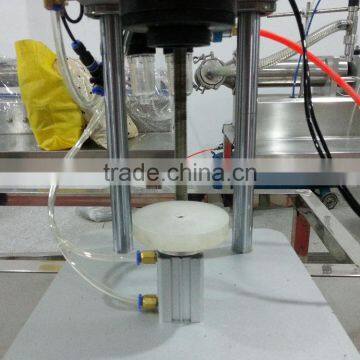 XG-Q Pneumatic Perfume Bottle Capping Machine photo-4