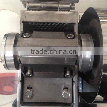 Commercial High Production Dry Herb Coarse Crusher,dry Leaves Coarse Crusher,herb Crusher photo-3