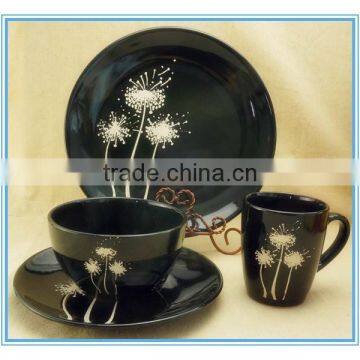 black color ceramic dinner set with print