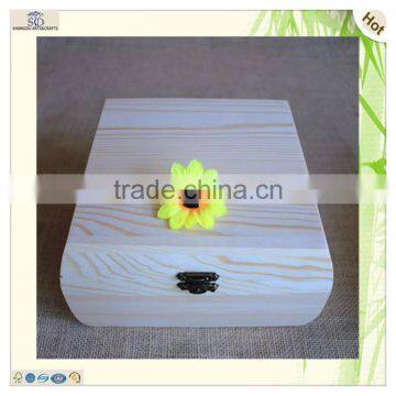cheap curving hinged wood candy moon cake box