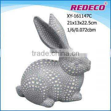 2017 new design resin easter bunny for garden decoration