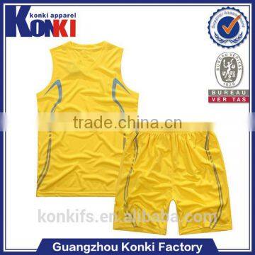 Good quality custom oem sports clothing