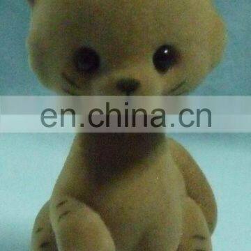 plastic shake head cat toy