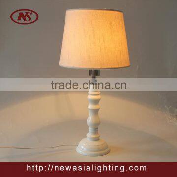 2016newest design wood table lamp,white painting table lamp,simple Lamp