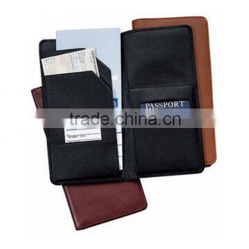 Simple travel document wallet