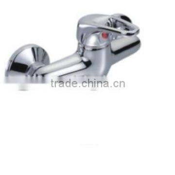 single handle shower faucet