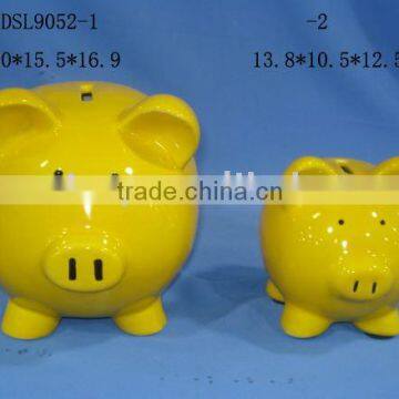 Ceramic pig money bank