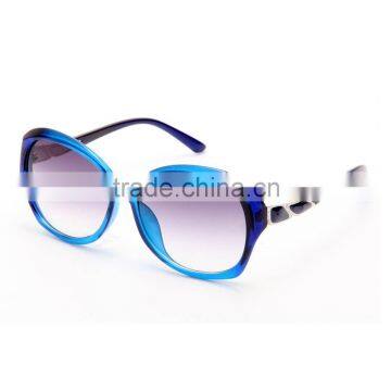 Popular in USA Metal Chain Fashion Women Sunglasses photo-4