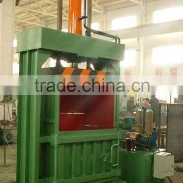 Plastic scrap baler machine