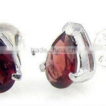 1.30ctw Genuine Garnet Pear .925 Sterling Silver Stud Earrings