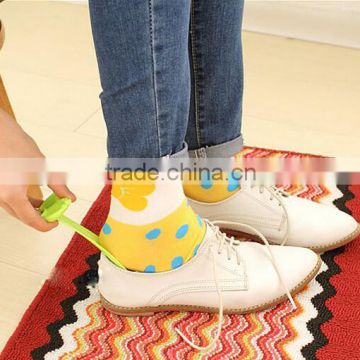 Colorful Printed Plastic Shoe Horns/plastic shoe horn/ custom shoe helpers