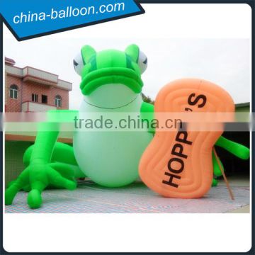 Giant inflatable frog / 8m inflatable frog with printing billboard for advertising