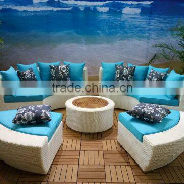 Pool Side Outdoor Rattan Furniture Lounge with Sun Roof