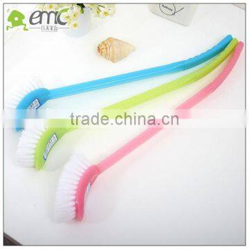 no holder plastic cleaning brush